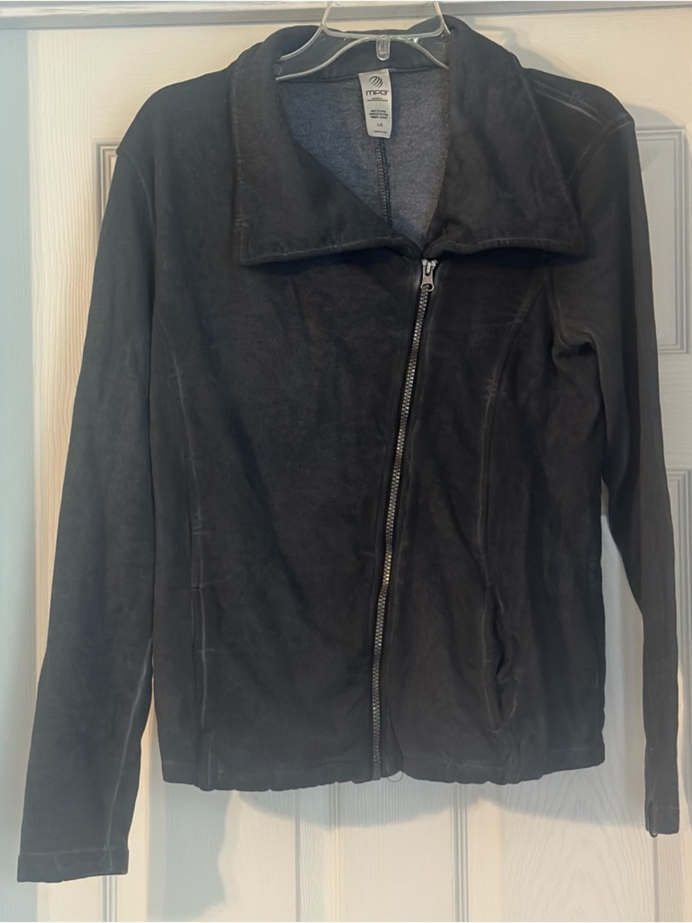 Mondetta Black Athletic Zip-Front Jacket